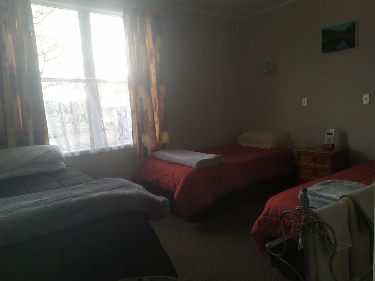 Lancewood Lodge Bulls ภายนอก รูปภาพ
