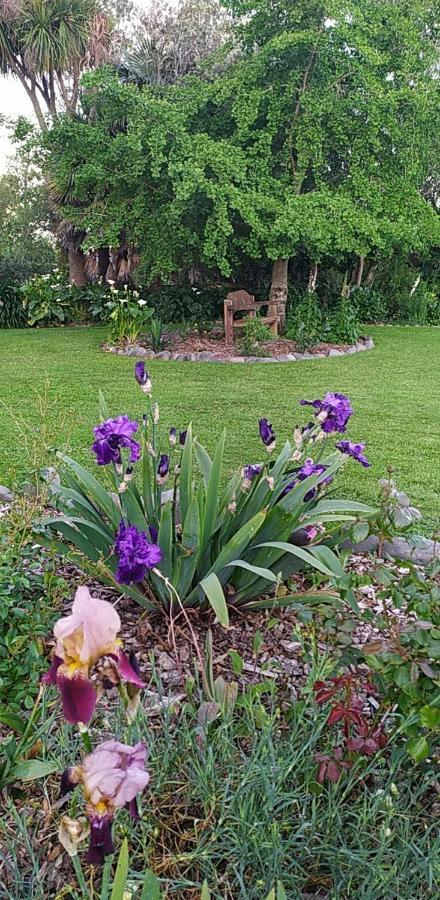 Lancewood Lodge Bulls ภายนอก รูปภาพ